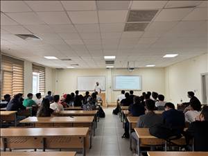 Elektrik-Elektronik Mühendisliği’nde Yeni Öğrencilere Oryantasyon 